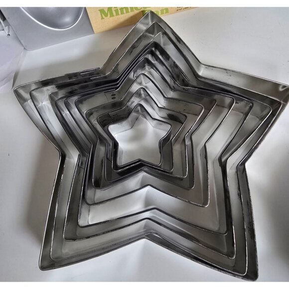 9-Piece Star Cookie Cutter Set By Maid Of Scandinavia Co. Stainless Steel 2"-9" - Picture 1 of 5